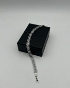 1 Carat Stone Bracelet with White Stones – Silver & Gold Base