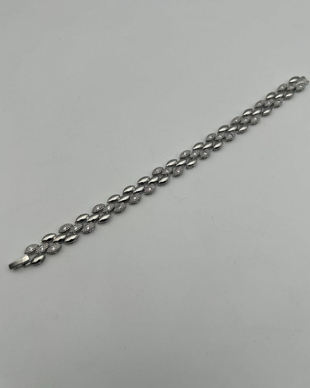 One Carat Style Textured Link Bracelet for Girls (Gold/Silver)