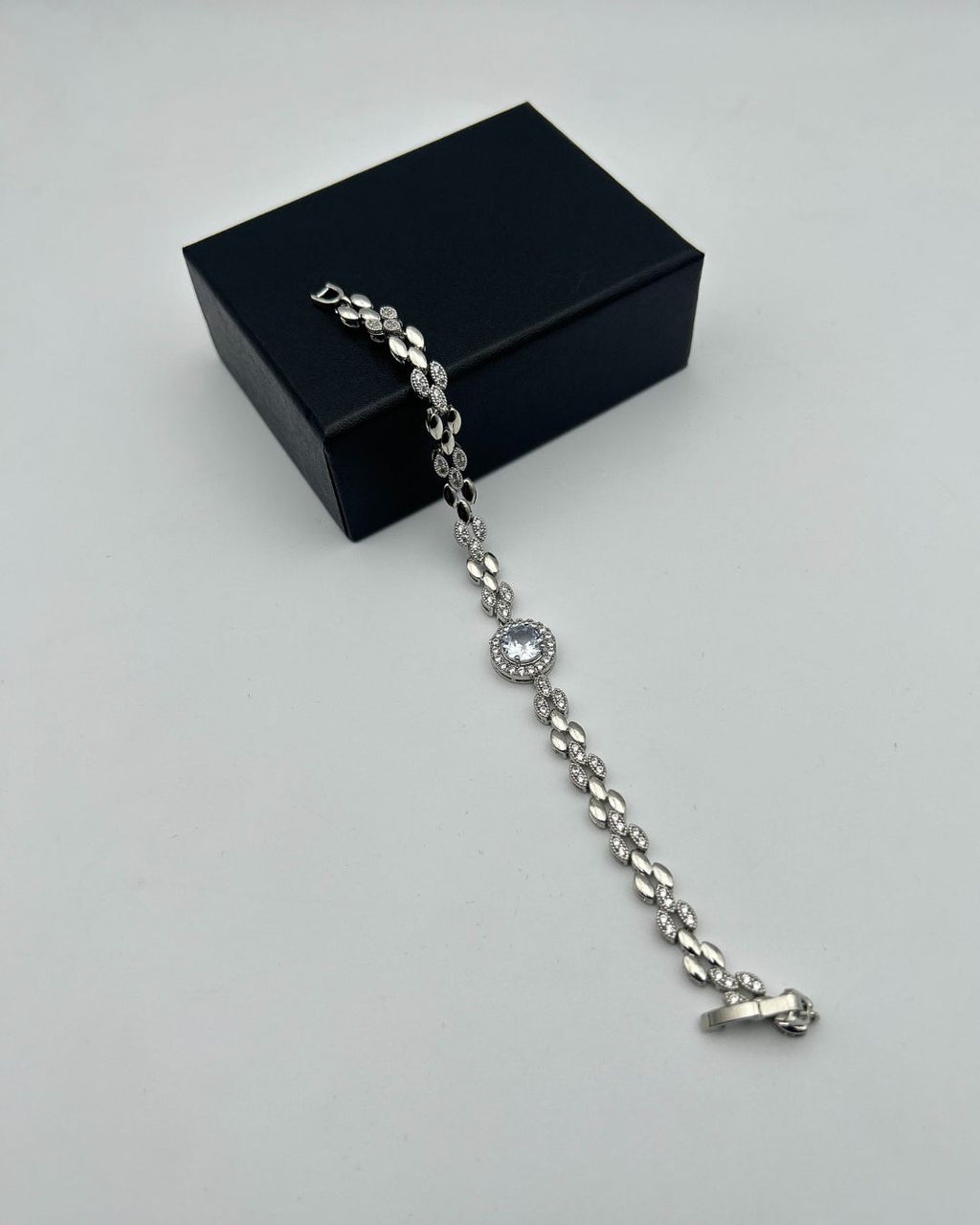 1 Carat Stone Bracelet for Girls | Silver & Gold Color Variants