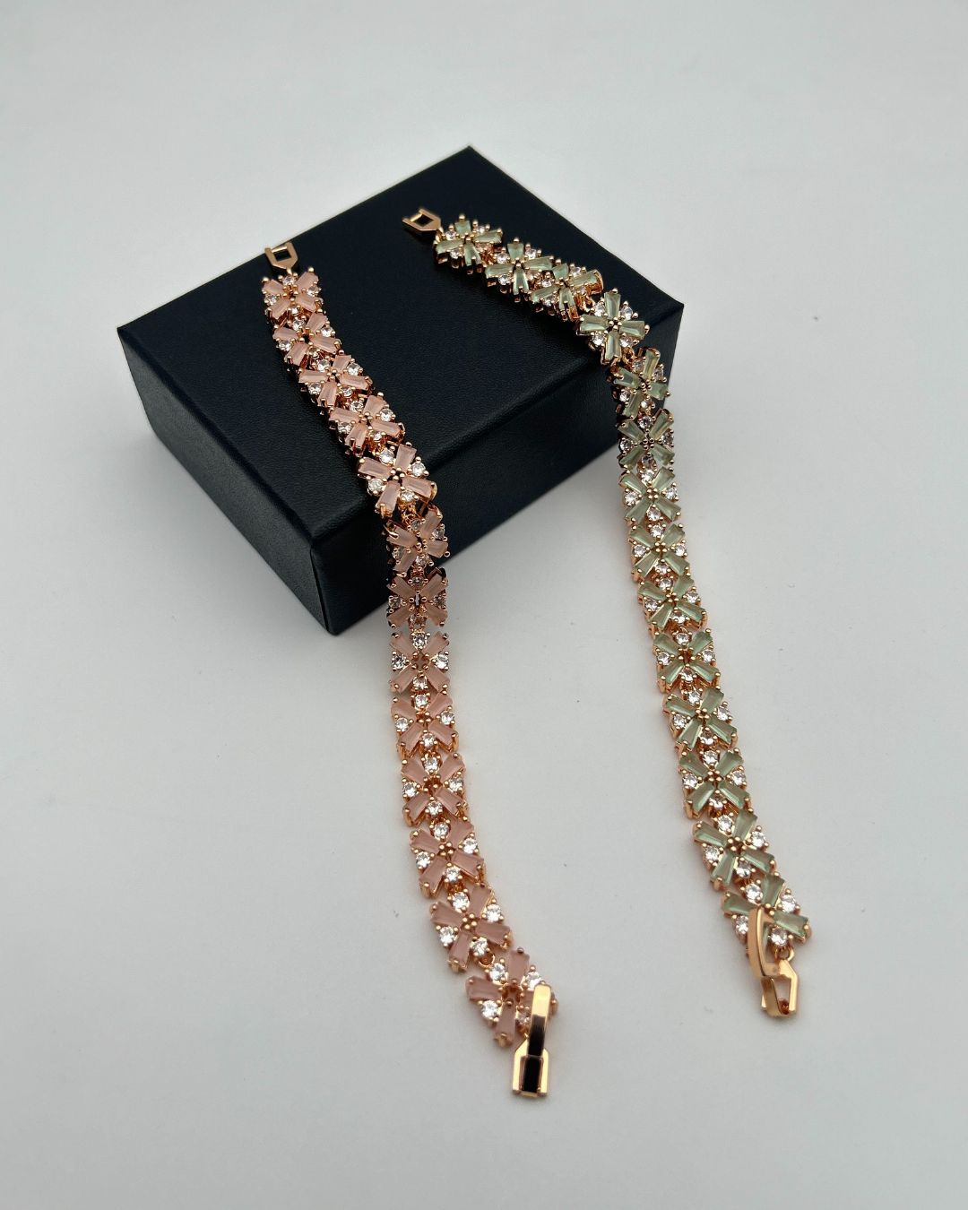 1 Carat Floral Stone Bracelet for Girls - Gold Mint/Pink