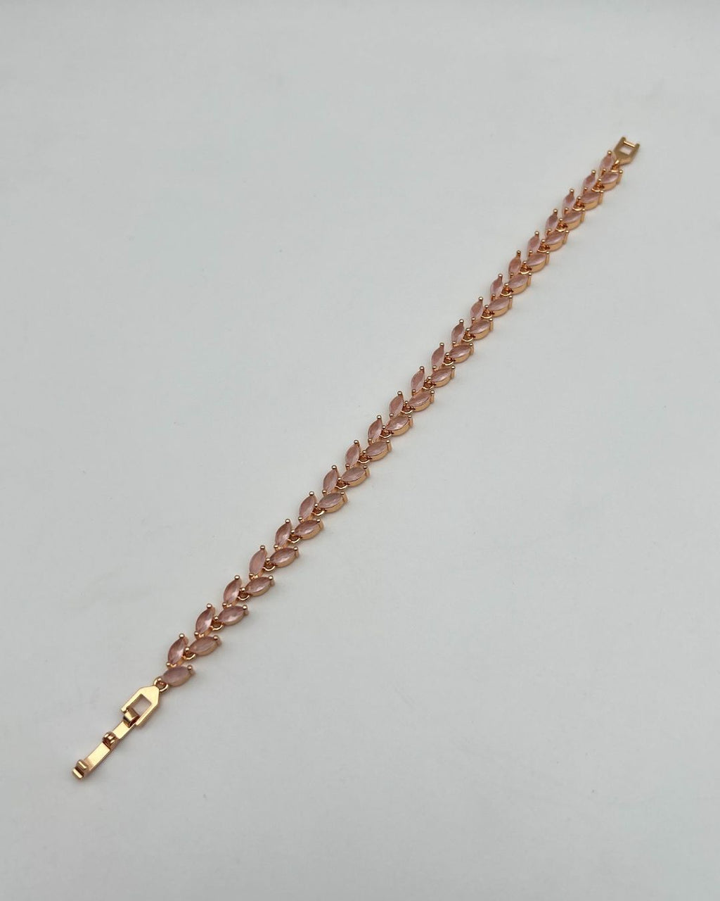 1 Carat Leaf Stone Bracelet for Girls – Gold Mint, Red & Pink