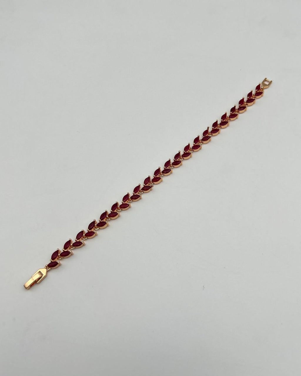 1 Carat Leaf Stone Bracelet for Girls – Gold Mint, Red & Pink