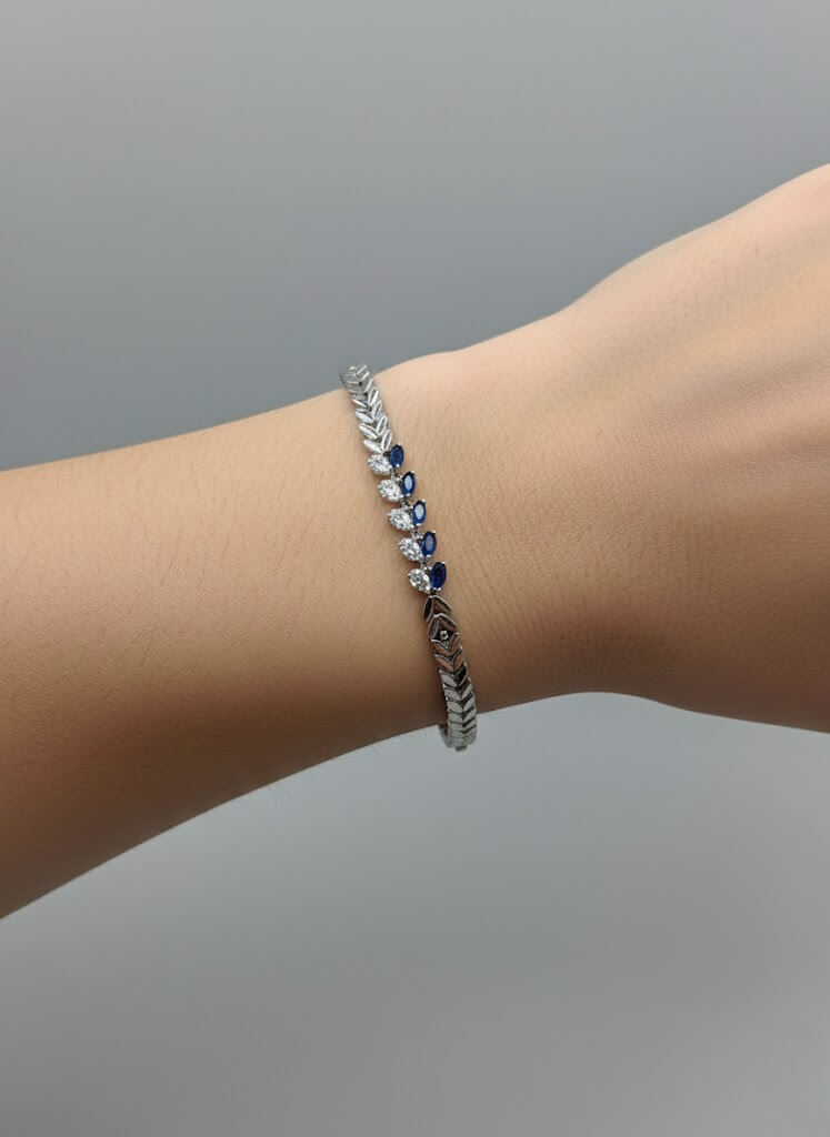 1 Carat Leaf Link Marquise Stone Bracelet for Girls – Gold & Silver