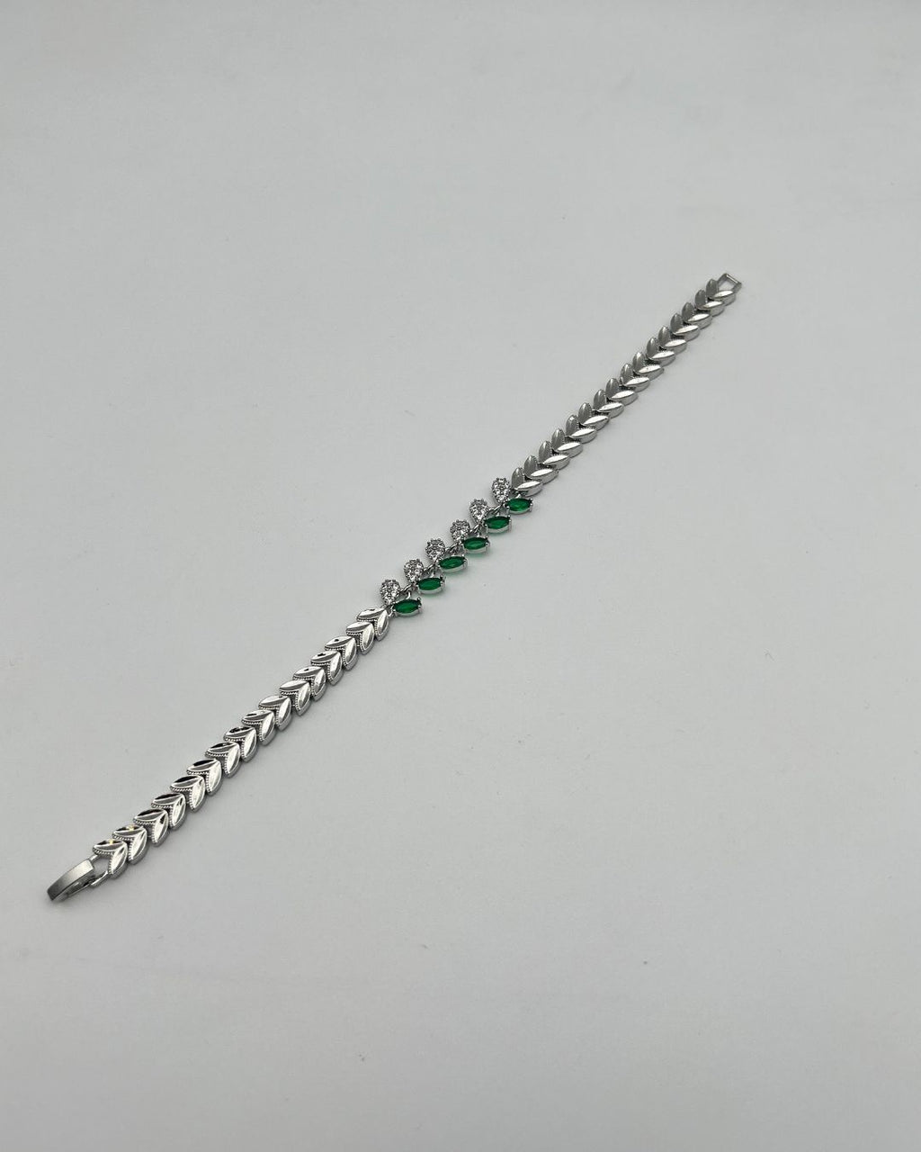 1 Carat Leaf Link Marquise Stone Bracelet for Girls – Gold & Silver