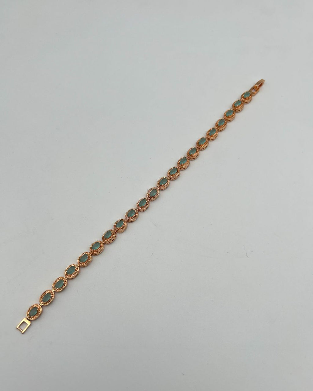 1 Carat Oval Halo Link Bracelet for Girls – Gold Mint & Gold Black