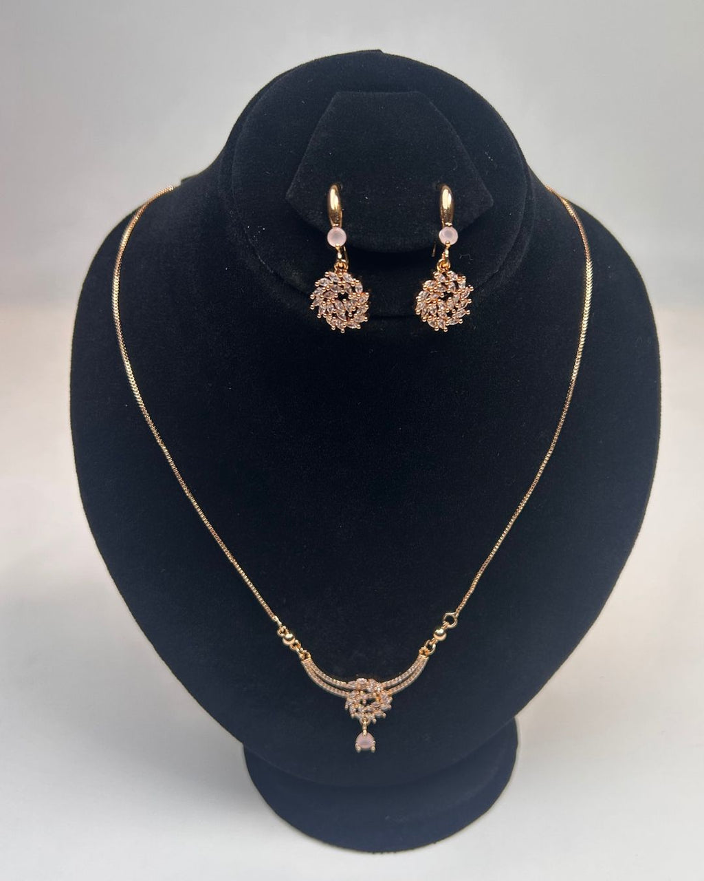 One Carat Floral Drop Locket Set with Earrings