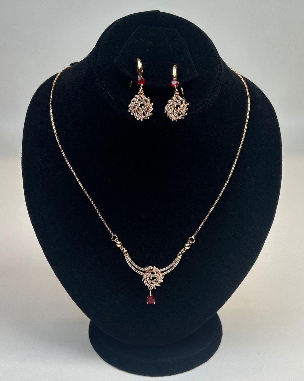 One Carat Floral Drop Locket Set with Earrings