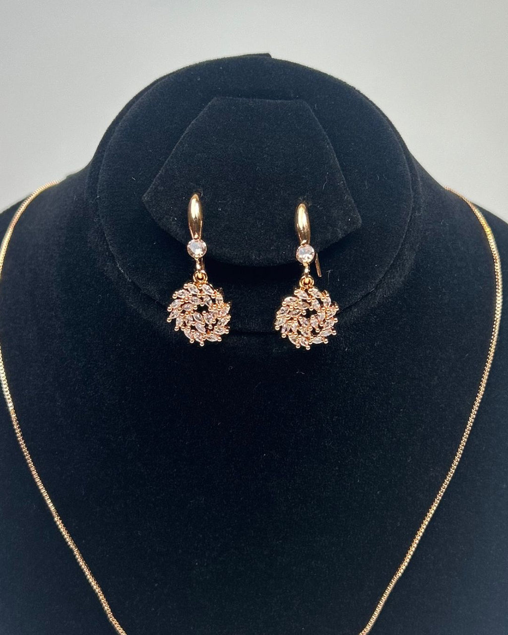 One Carat Floral Drop Locket Set with Earrings