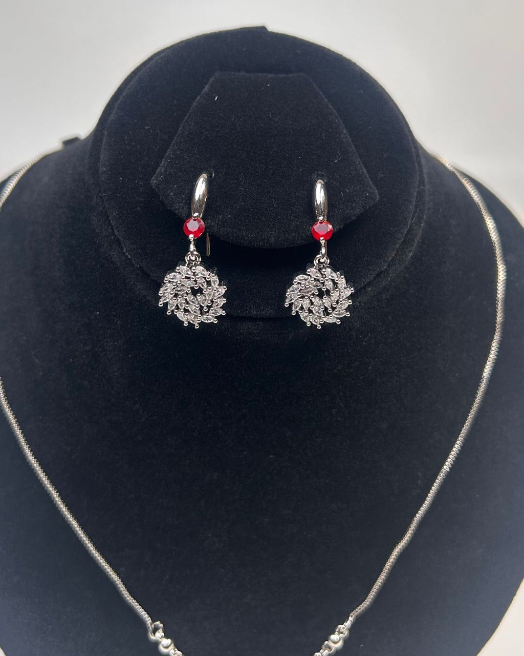 One Carat Floral Drop Locket Set with Earrings