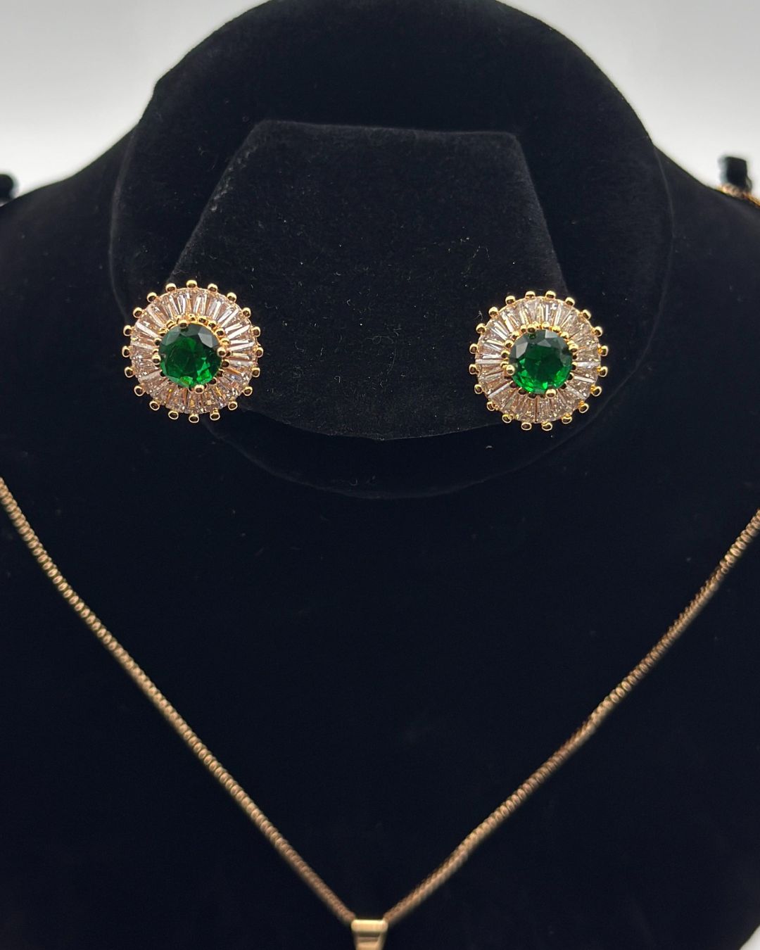 Gold & Green Halo Pendant Locket Set for Women