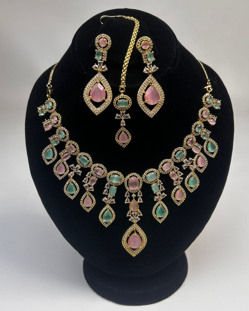 Zircon Drop Party Wear Jewelry Set with Earrings & Tikka