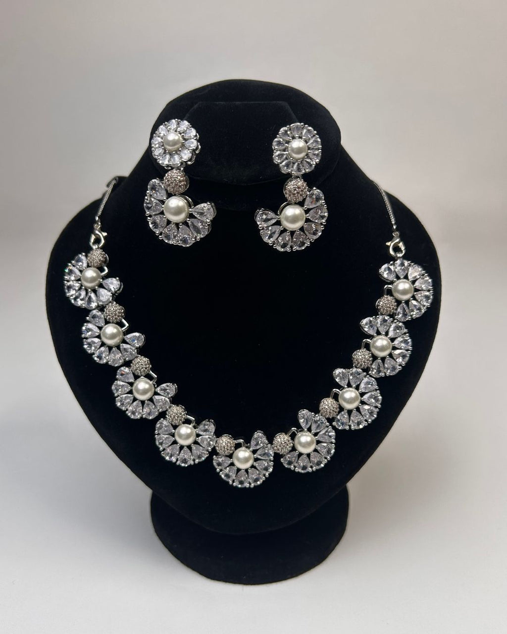 Pearl Floral Zircon Necklace & Earrings Set (5 Color Accents)