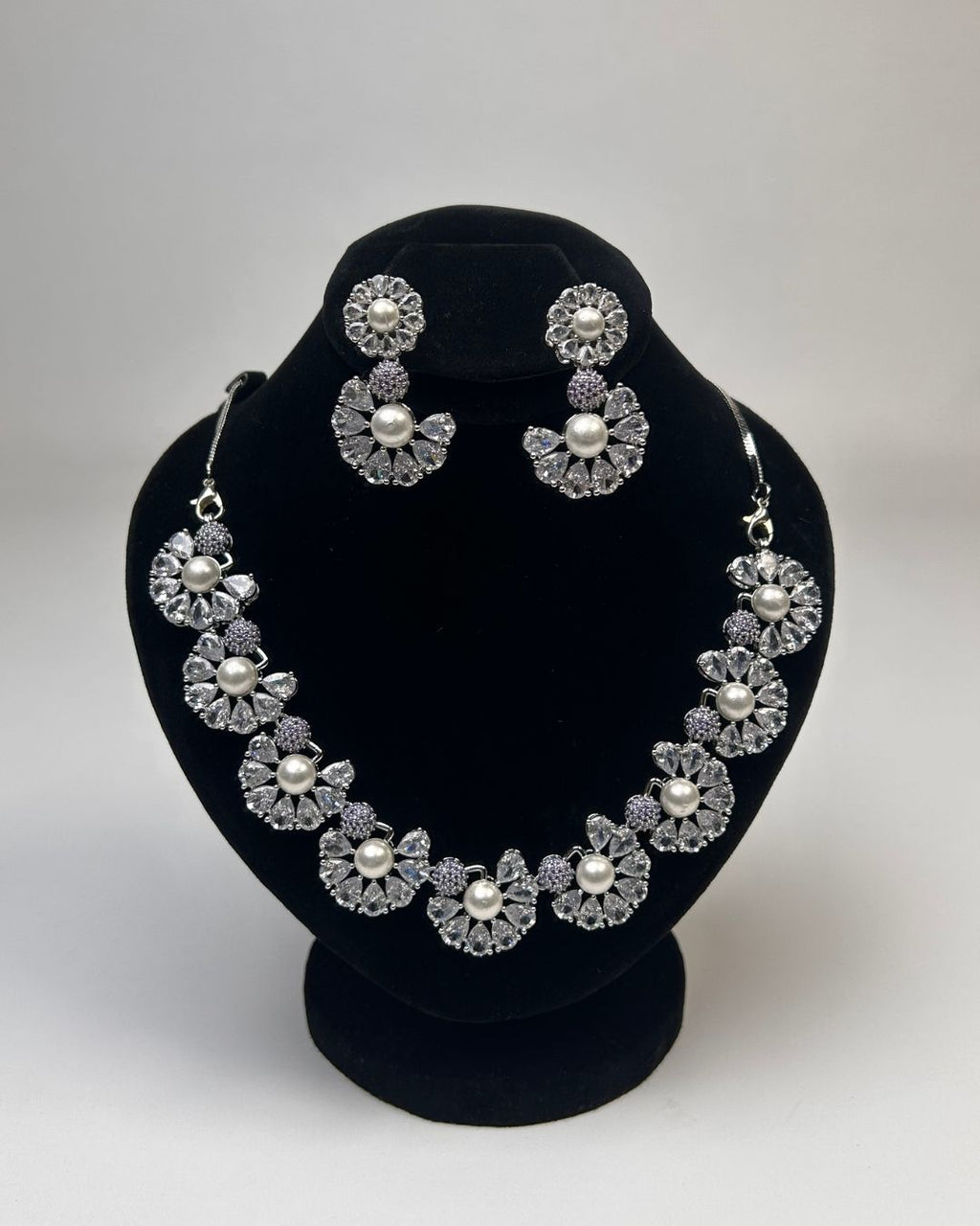 Pearl Floral Zircon Necklace & Earrings Set (5 Color Accents)