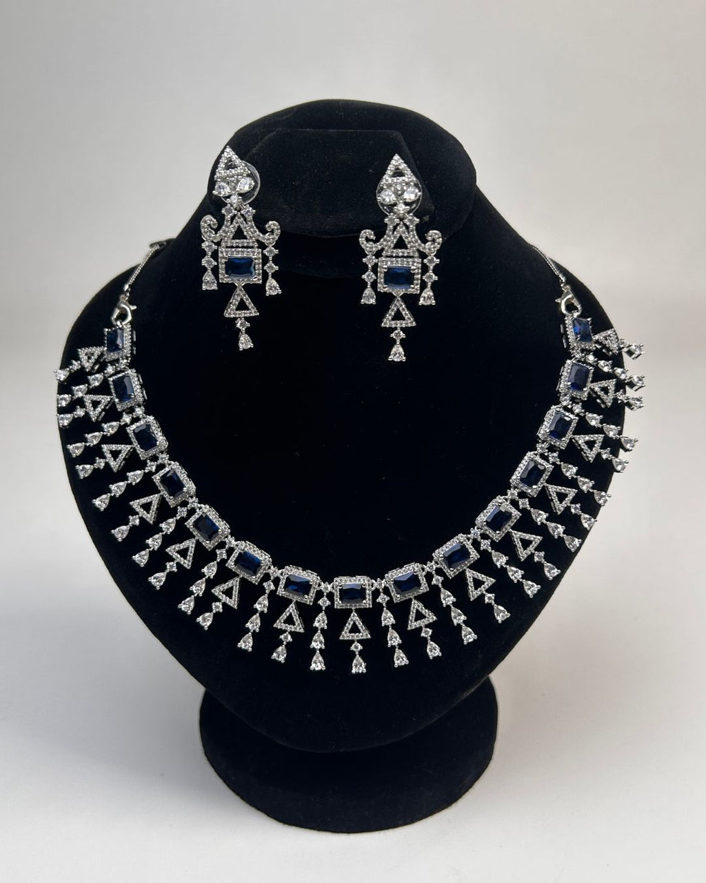 Zircon Tassel Necklace Set With Earrings & Tikka