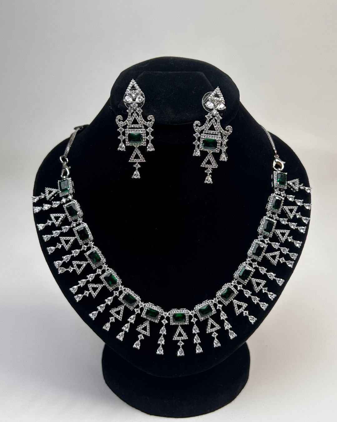 Zircon Tassel Necklace Set With Earrings & Tikka