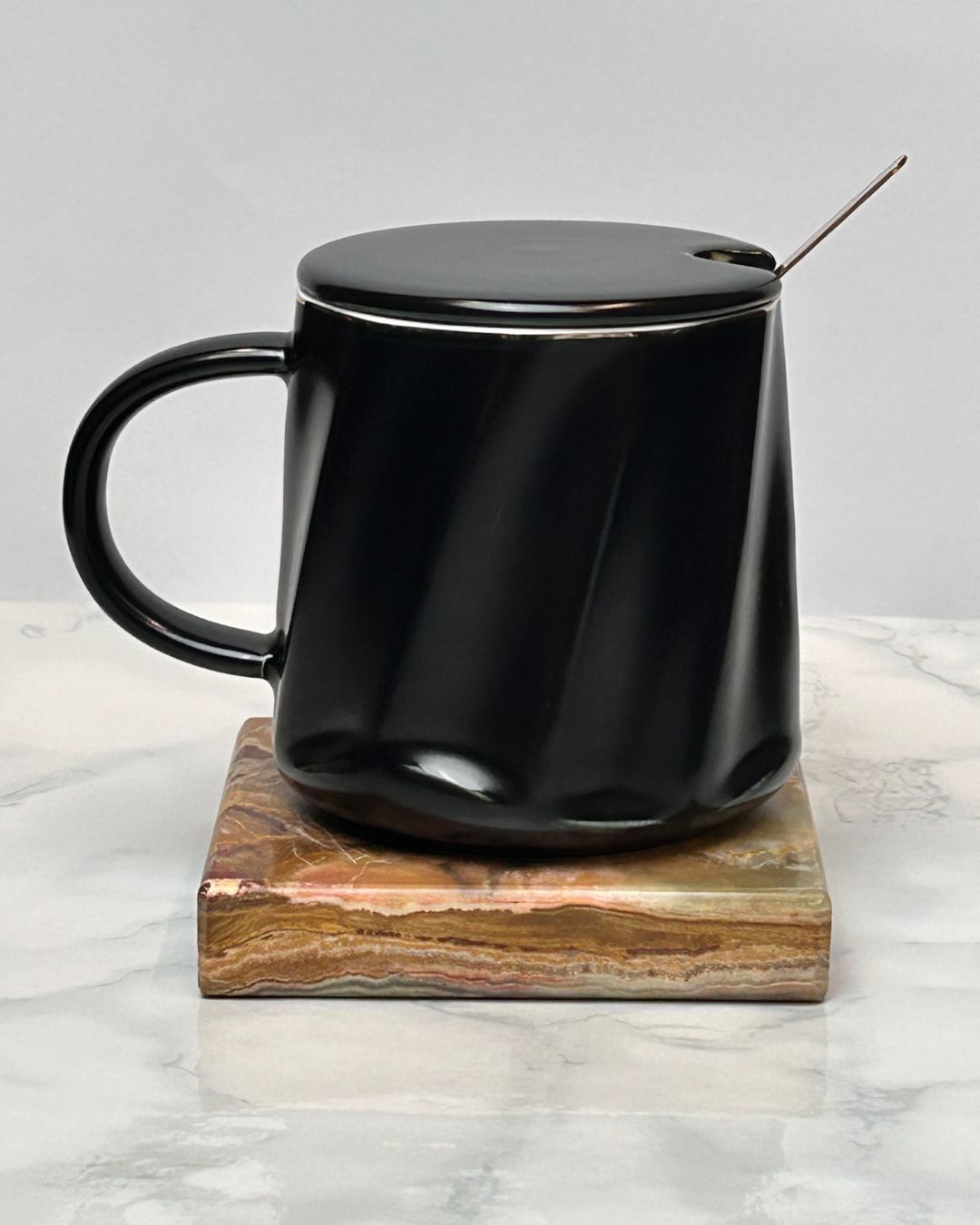 Minimal Text Ceramic Mug with Lid and Spoon – 350ml