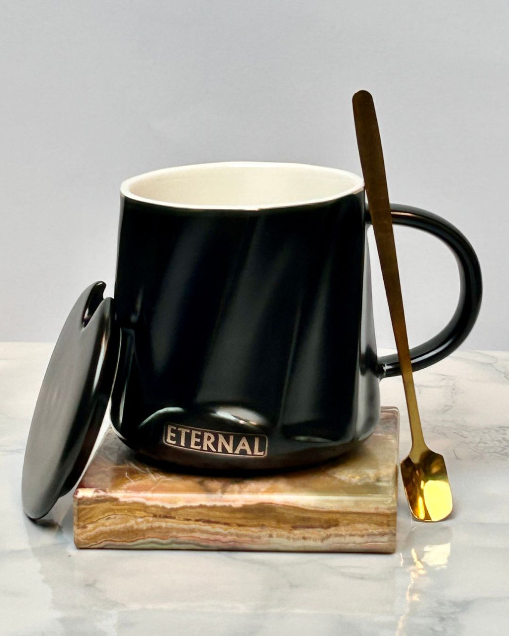 Minimal Text Ceramic Mug with Lid and Spoon – 350ml