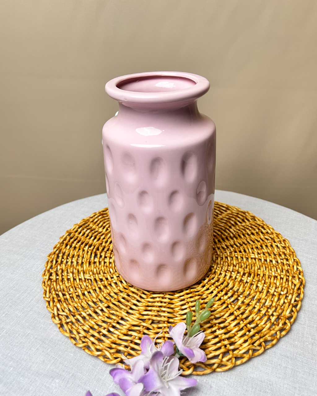 Gloss Ceramic Decorative Vase with Floral Embossed Detail – Blush Pink