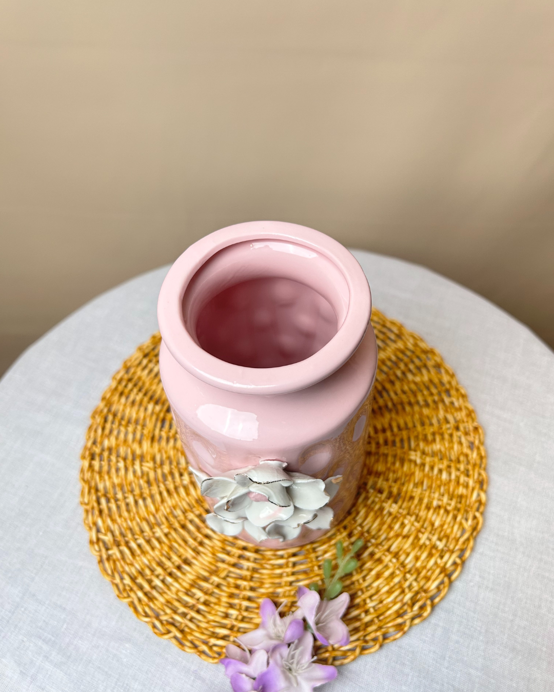 Gloss Ceramic Decorative Vase with Floral Embossed Detail – Blush Pink